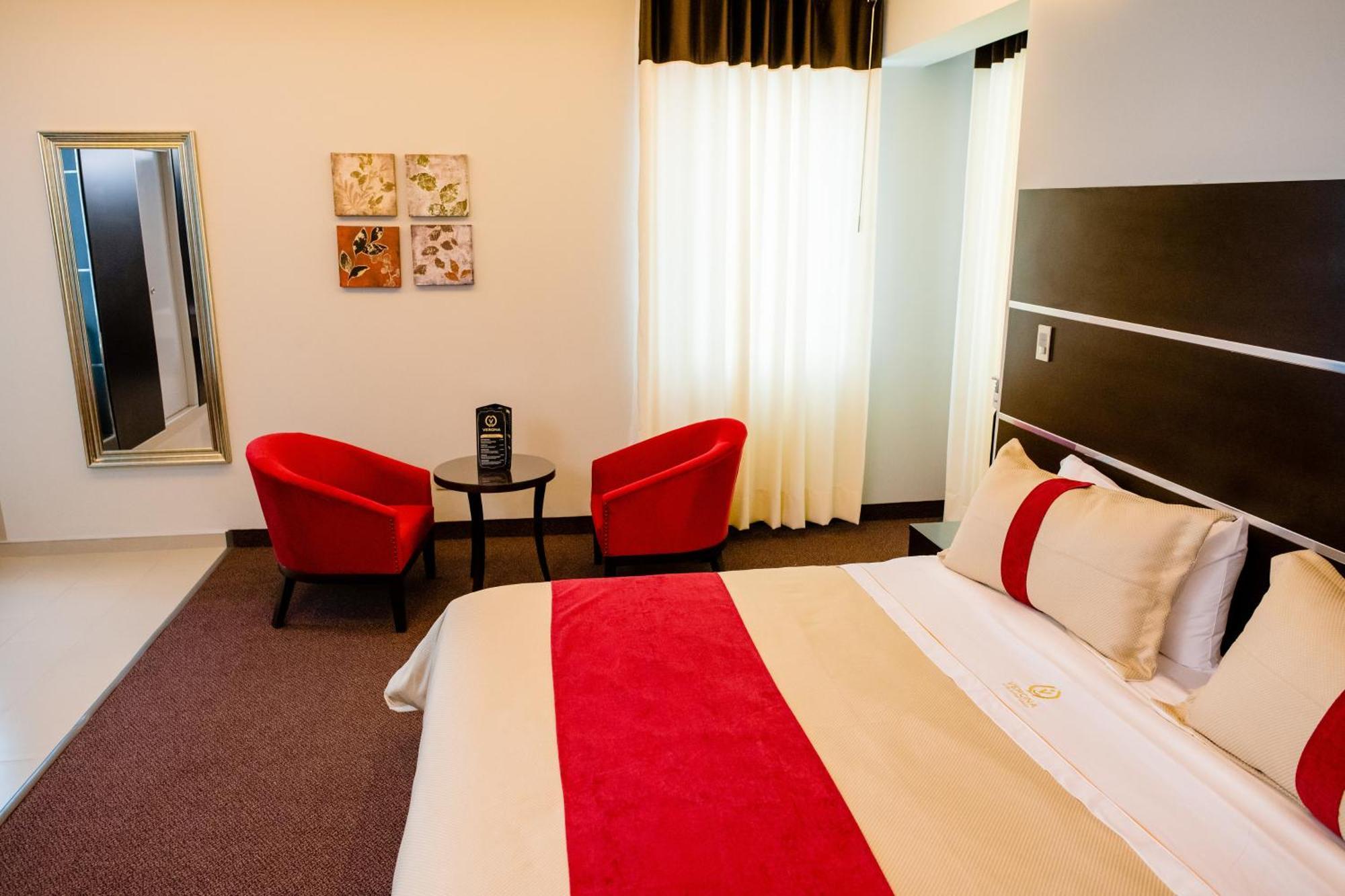 Verona Hotel Banos Turcos 리마 외부 사진